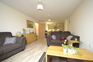 Living area- click for photo gallery